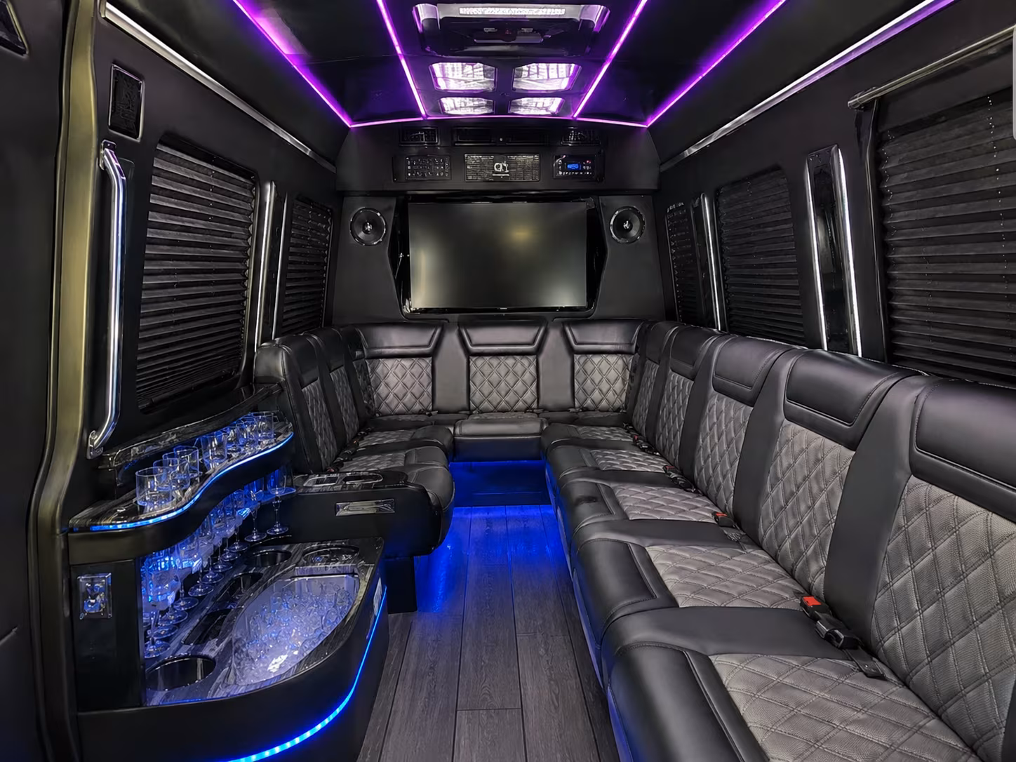 bus rentals for multi day music festival weekends near owensboro