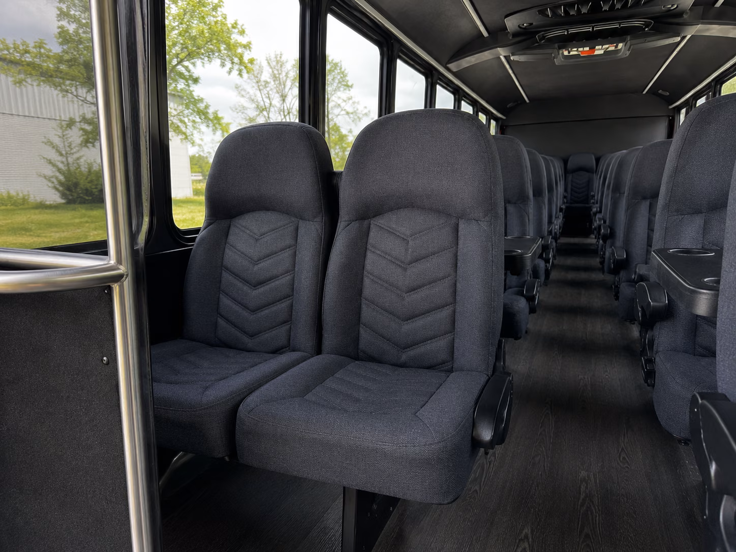 find the perfect transportation for your next winery tour 2