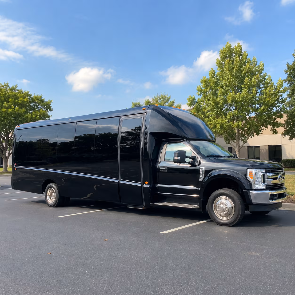 long distance buses from owensboro to nashville louisville and cincinnati games