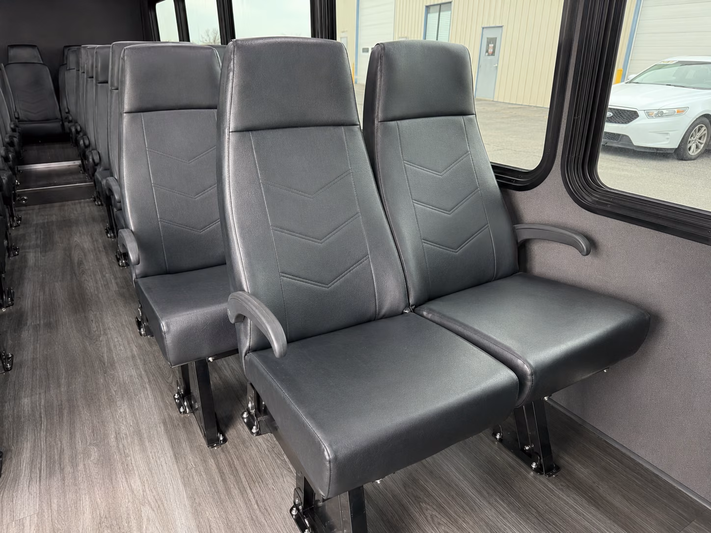 owensboro 15 passenger minibus inside