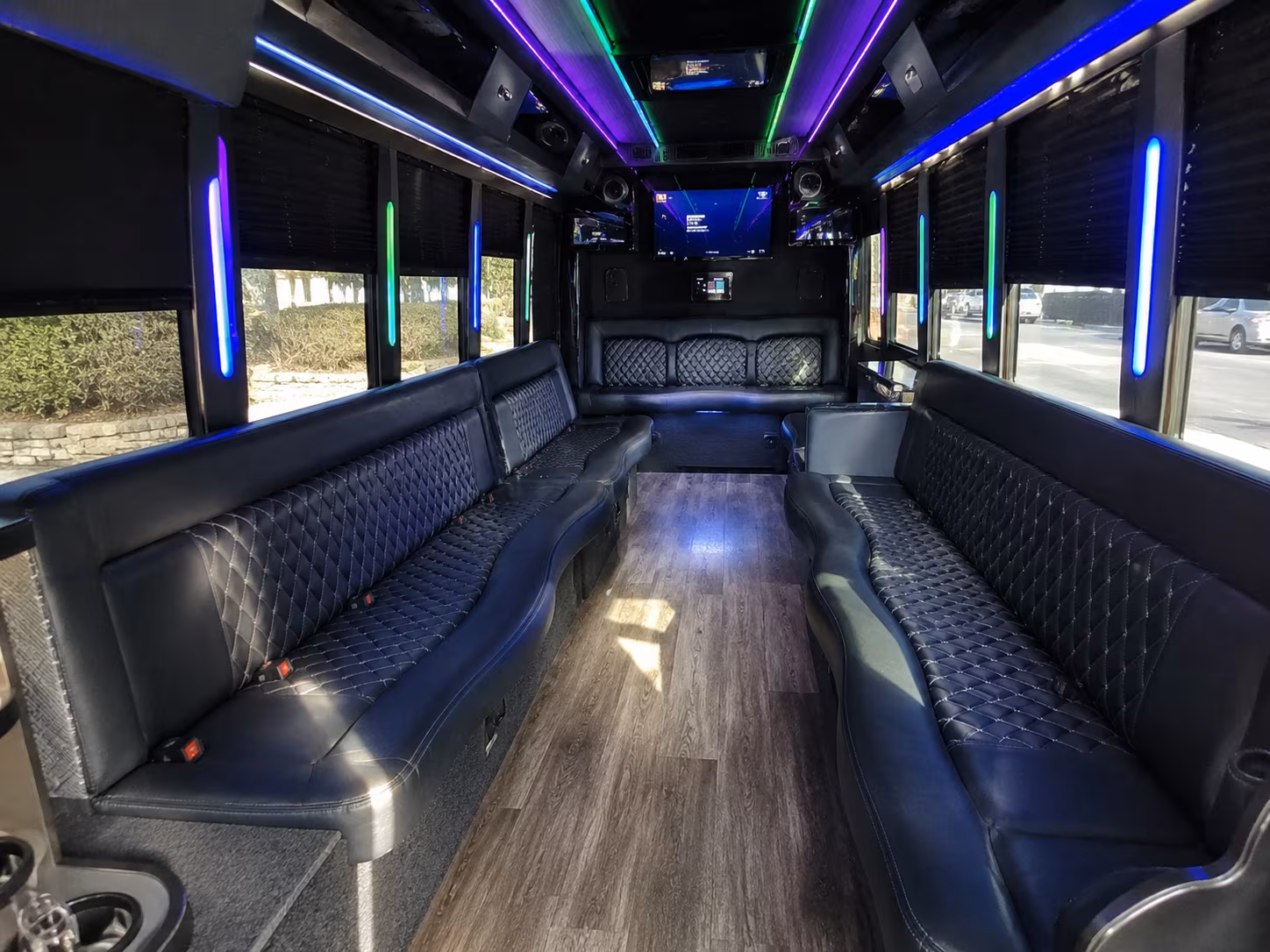 owensboro 15 passenger party bus interior