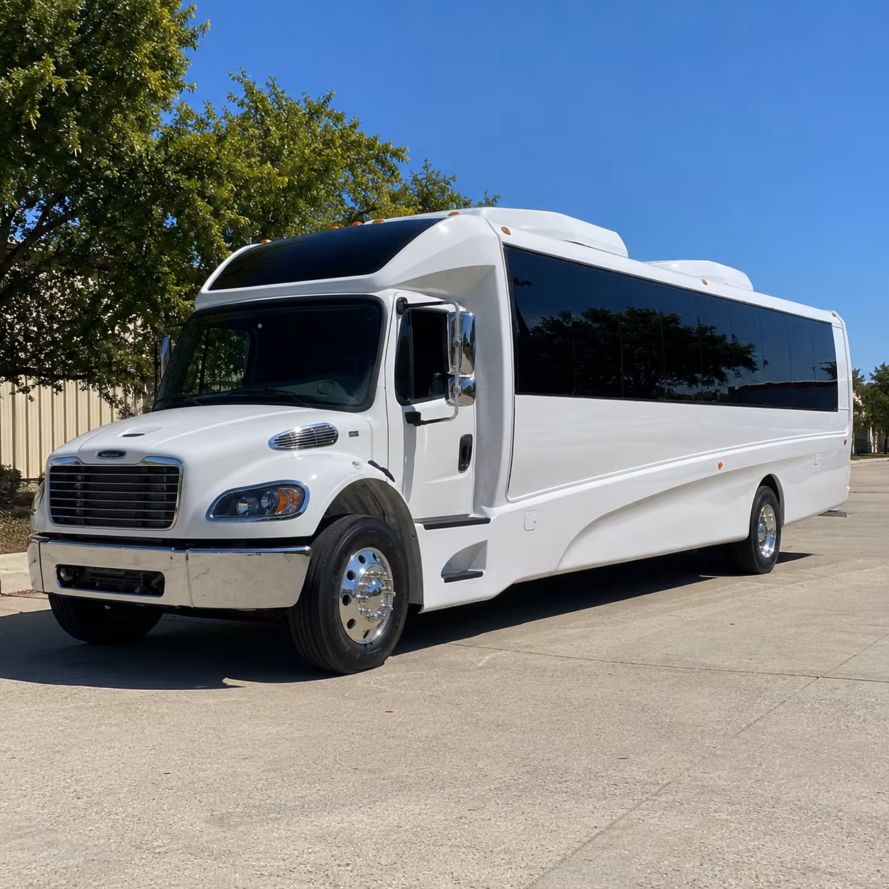 owensboro 30 passenger minibus