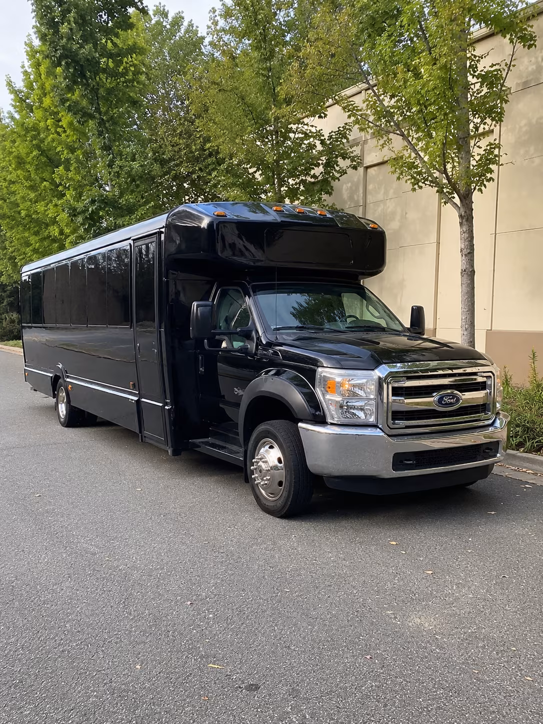 owensboro wedding party bus rental
