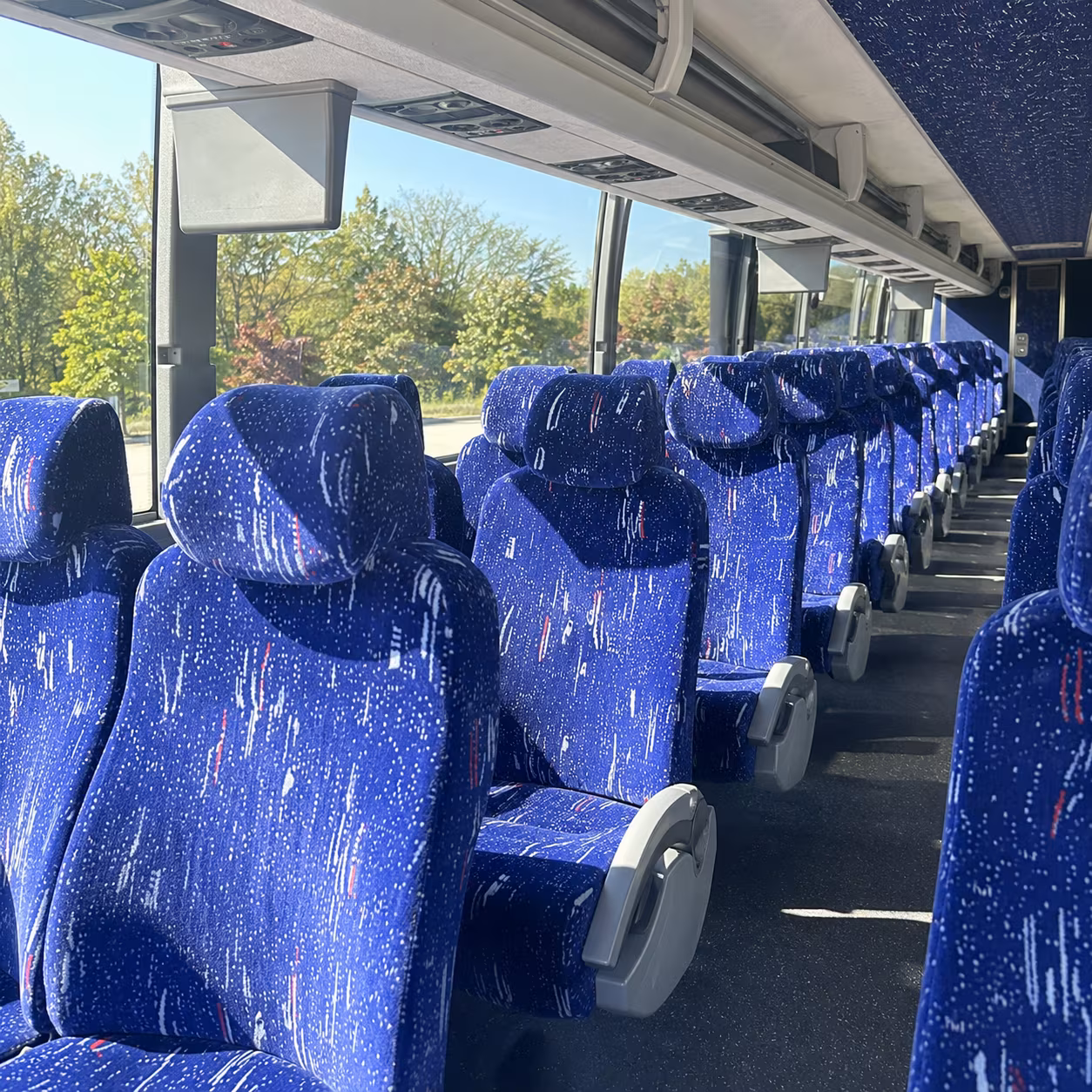volunteer and community event buses for owensboro faith groups